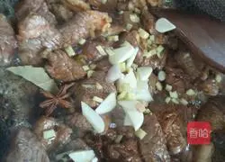 Illustration of Xinjiang Homemade Naan Bun Pork 11