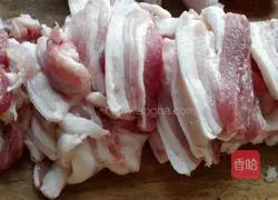 Illustration of how to make rice noodles and meat 1