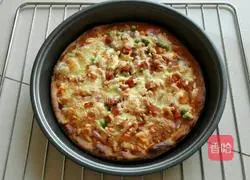 Illustration of how to make ham and cheese pizza 9