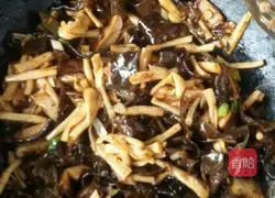 Mushroom braised noodles.Recipe 6