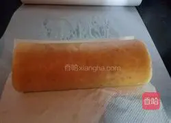 Strawberry Cake Roll Illustration of how to do it 11