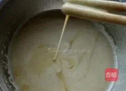 Illustration of how to make buckwheat cakes with an electric pan 3