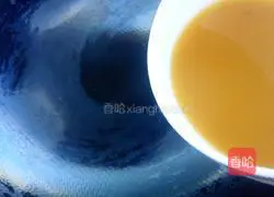 Illustration of how to make pan-fried chicken patties 18