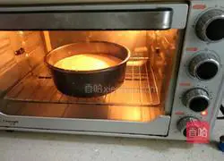 Strawberry Cake Recipe Illustration 5