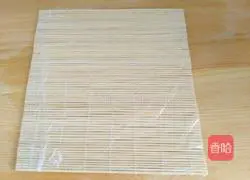 Illustration of how to make bacon sushi 1