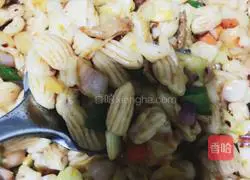 Illustration of how to make stir-fried shredded pork and vegetables 9