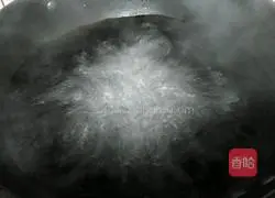 Illustration of how to make braised noodles with minced meat sauce and fragrant sauce 2