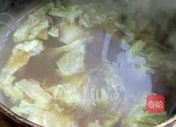 Illustration of how to make carrot meatball and vermicelli soup 5