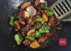 Illustration of braised chicken legs with mushrooms and potatoes 9