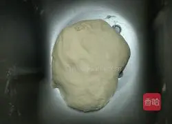 Illustration of how to make shrimp and bacon pizza 3