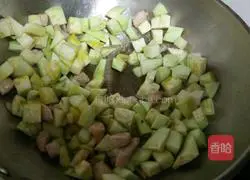 Make braised noodles with diced eggplant meat Illustration of how to do it 5