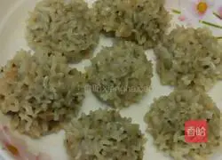 Shepherd's Purse Pearl Meatballs.Recipe 13