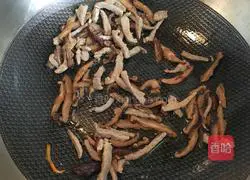 Illustration of how to make Taiwanese fried rice noodles 5