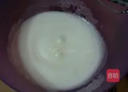 Illustration of how to make matcha cake roll 8