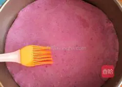 Illustration of how to make two-color hair cake 11