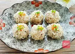 Illustration of how to make mushroom and glutinous rice pearl balls 14
