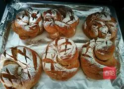 Illustration of how to make fancy European bags 9