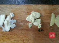 Illustration of Shanxi Bean Braised Noodles 2