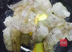 Illustration of how to make braised noodles with shrimp, ham, shiitake mushrooms 4