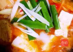 Korean spicy cabbage and tofu soup recipe 12