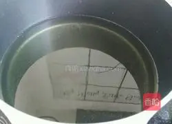 Taiwan Illustration of how to make salted crispy chicken 7