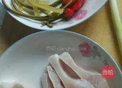 Illustration of how to make kimchi fish 1