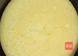 Illustration of how to steam cake in rice cooker 7