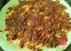 Pasta sauce and eggs Illustration of how to make pizza 10