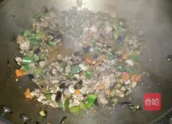 Pork and eggplant batter Illustration of making braised noodles 10