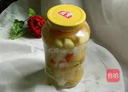 Illustration of how to make fruit pickles 5