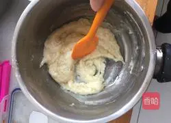 Illustration of how to make hot noodle chiffon cake 3