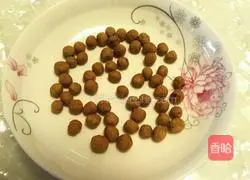 Illustration of how to make original pearl milk tea 5