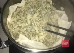 Illustration of how to make potato tsacha (with sophora flower version) 5