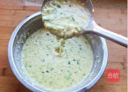 Zucchini and Egg Soft Pancake Bento Recipe Illustration 9