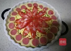 Illustration of how to make ham ring sausage pizza 18