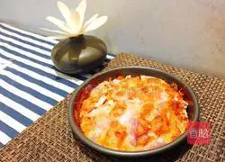 Simple Sausage Pizza Recipe Illustration 8