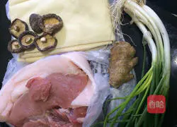 Illustration of how to make thousands of meat rolls 1