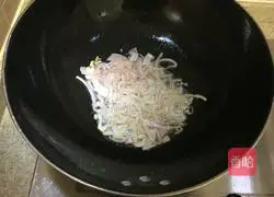 Illustration of home-style braised pork rice 4