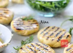 Mini roasted cherry tomato pizza recipe 3