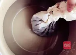 Illustration of how to make fruit ice powder 4