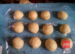Illustration of how to make purple sweet potato rolls 4