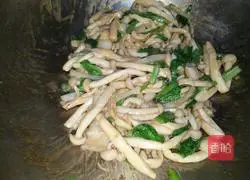 Illustration of how to make seafood mushrooms in oyster sauce 9