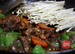 Illustration of how to make braised chicken and rice 13