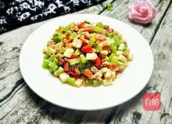 Illustration of how to make assorted fried diced pork 12