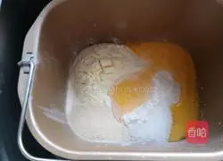 Illustration of how to make red bean paste snack buns 2