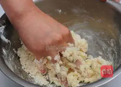 Illustration of how to make Su-style fresh meat mooncakes 2