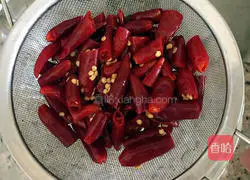 Illustration of how to make spicy beef 9