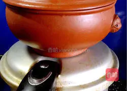 Seasonal Vegetable Steam Pot Chicken Recipe Illustration 12