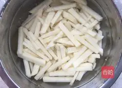 Illustration of making noodles 10