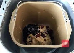 Illustration of how to make French bread 5